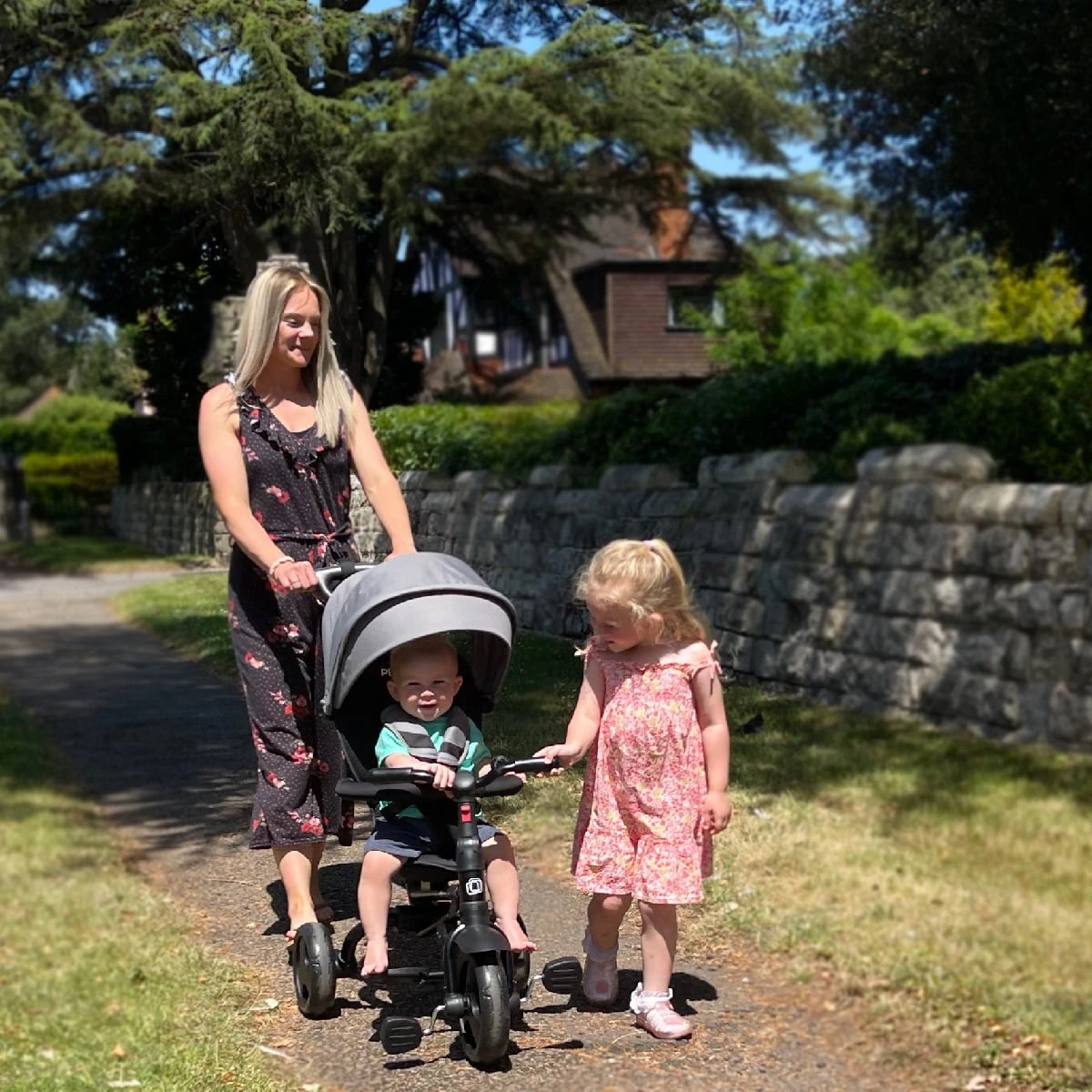 Estilo Bebe Pro 360 Foldable Trike Pink 6 Estilo Bebe Pro 360 Foldable Trike Pink - Image 6