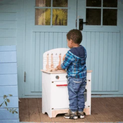 Classic World Chef Kitchen Set -Kiddies Kingdom Store CLASSIC WORLD CHEFS KITCHEN SET5
