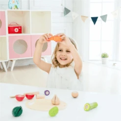 Classic World Cutting Vegetables Set 8 Classic World Cutting Vegetables Set -Kiddies Kingdom Store CLASSIC WORLD CUTTING FRUIT VEG SETS2