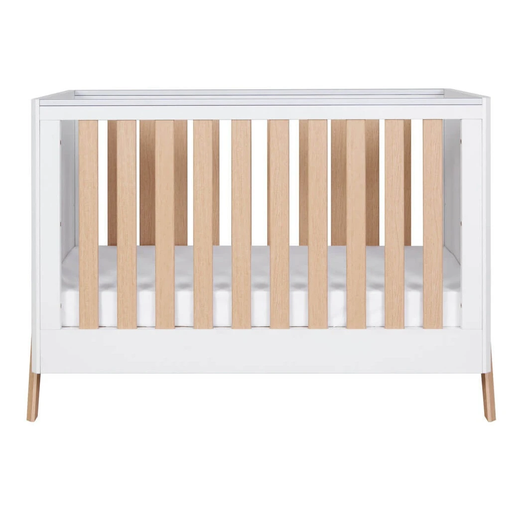 Tutti Bambini Fuori 6 Piece Room Set Bundle – White & Light Oak 7 Tutti Bambini Fuori 6 Piece Room Set Bundle – White & Light Oak - Image 7