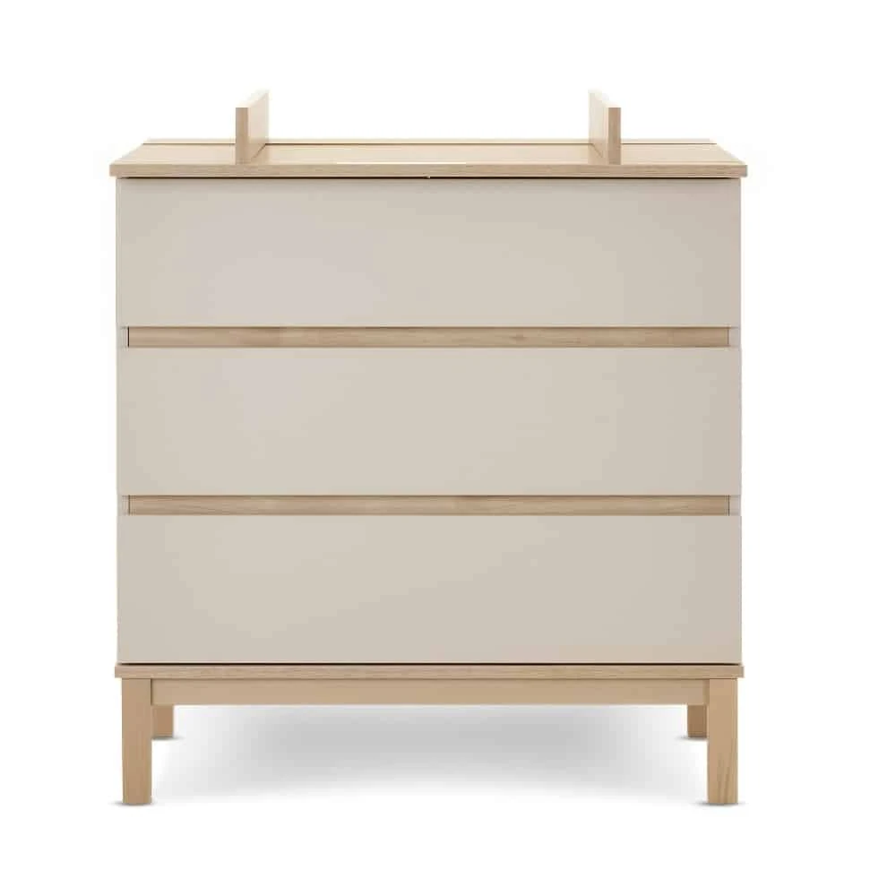 Obaby Astrid 5 Piece Nursery Room Set/Shelf/Mattress – Satin/Oak 5 Obaby Astrid 5 Piece Nursery Room Set/Shelf/Mattress – Satin/Oak - Image 5