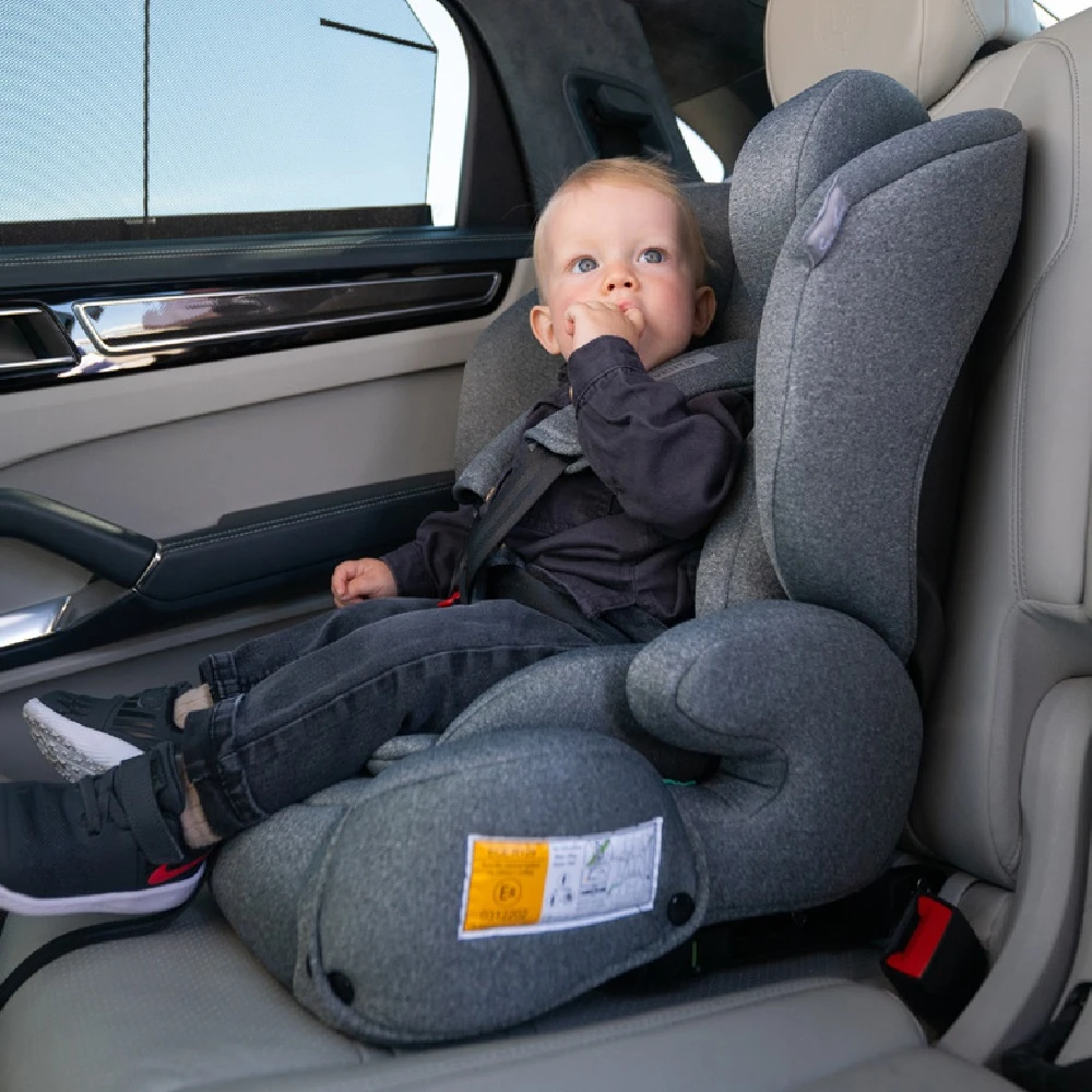 Lorelli Benevento ISOFIX Car Seat – Grey 2 Lorelli Benevento ISOFIX Car Seat – Grey - Image 2
