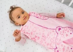 Bizzi Growin -BABY SLEEPING BAG 6-18 MONTHS 2.5 TOG – Lyra Leopard 5 Bizzi Growin -BABY SLEEPING BAG 6-18 MONTHS 2.5 TOG – Lyra Leopard -Kiddies Kingdom Store Lyra Leopard Sleeping Bag 3 1