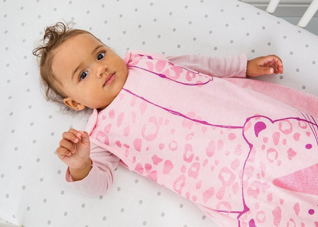 Bizzi Growin -BABY SLEEPING BAG 6-18 MONTHS 2.5 TOG – Lyra Leopard 3 Bizzi Growin -BABY SLEEPING BAG 6-18 MONTHS 2.5 TOG – Lyra Leopard - Image 3