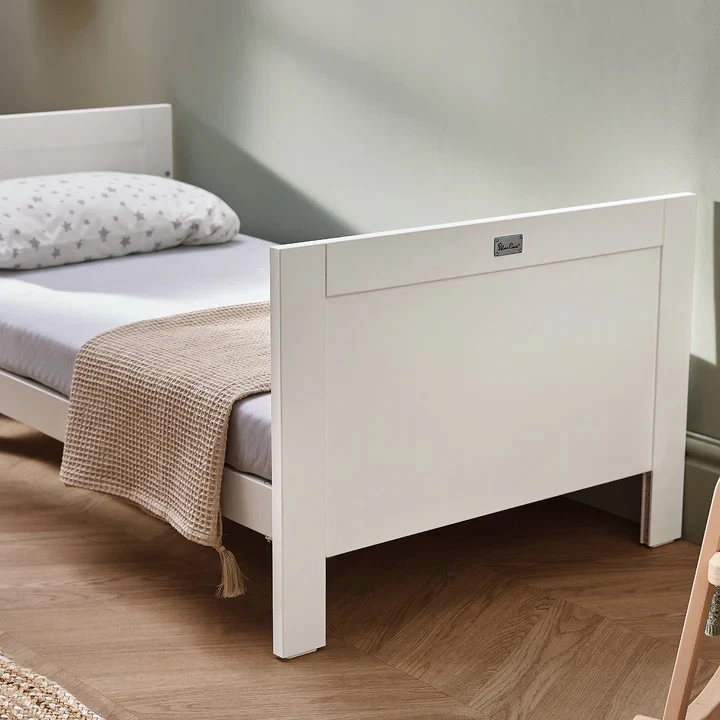 Silver Cross Bromley Cot Bed With Mattress – White 2 Silver Cross Bromley Cot Bed With Mattress – White - Image 2