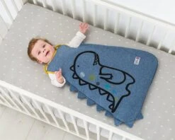 Bizzi Growin – BABY SLEEPING BAG 0-6 MONTHS 2.5 TOG -Tony T-Rex 5 Bizzi Growin – BABY SLEEPING BAG 0-6 MONTHS 2.5 TOG -Tony T-Rex -Kiddies Kingdom Store Sleeping Bag Tony T Rex 2