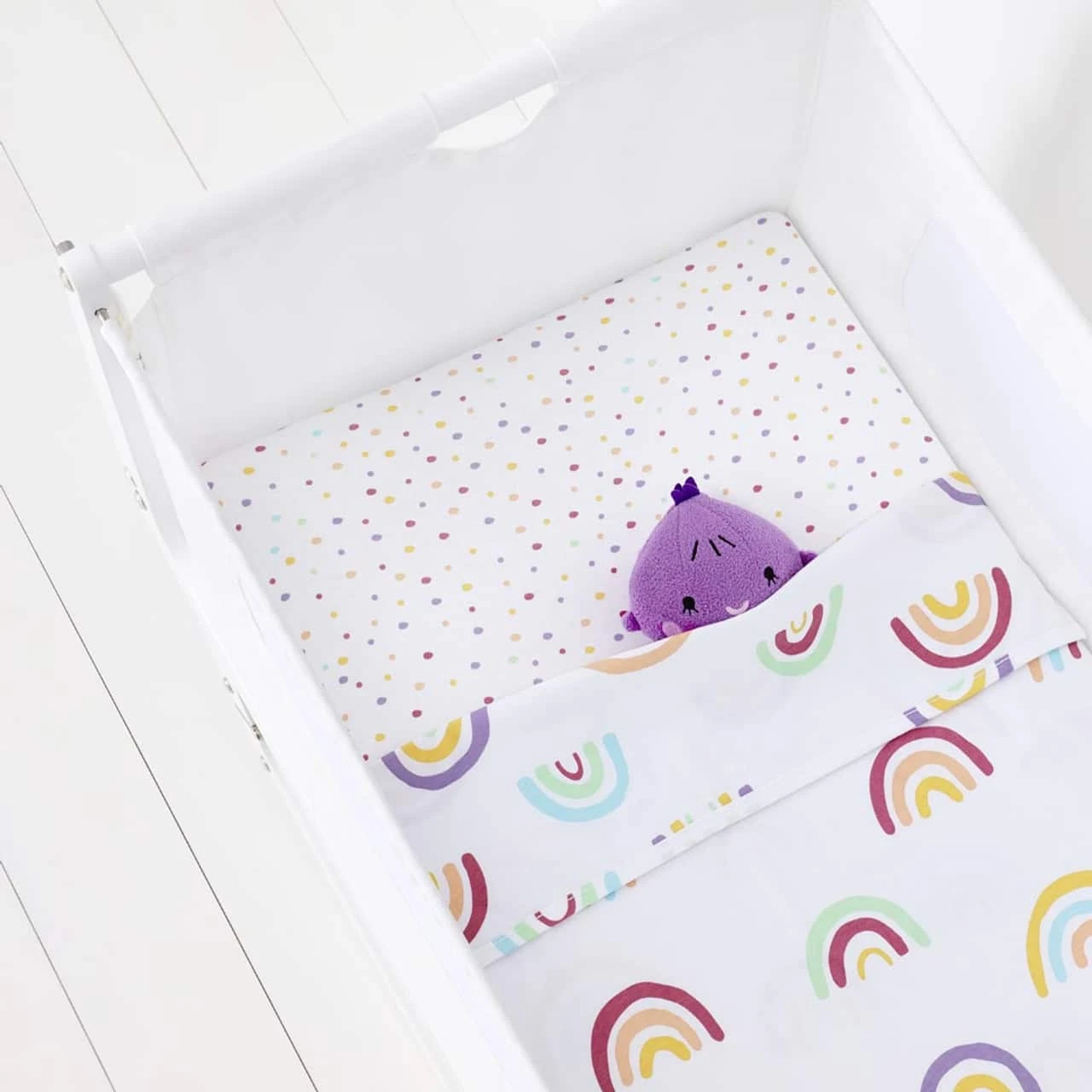 Snuz Crib 2 Pack Fitted Sheets Multi Rainbow 3 Snuz Crib 2 Pack Fitted Sheets Multi Rainbow - Image 3