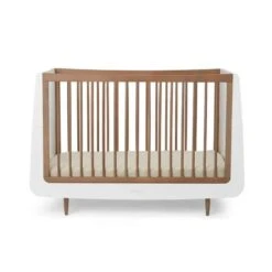 Snuz Skandi Cot Bed – Walnut