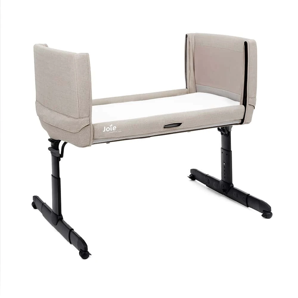 Joie Roomie GO Bedside Crib (Black Frame) – Clay 2 Joie Roomie GO Bedside Crib (Black Frame) – Clay - Image 2