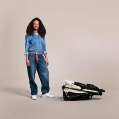 Cybex AVI Spin – Seashell Beige -Kiddies Kingdom Store cybex avi spin moon black 7 4