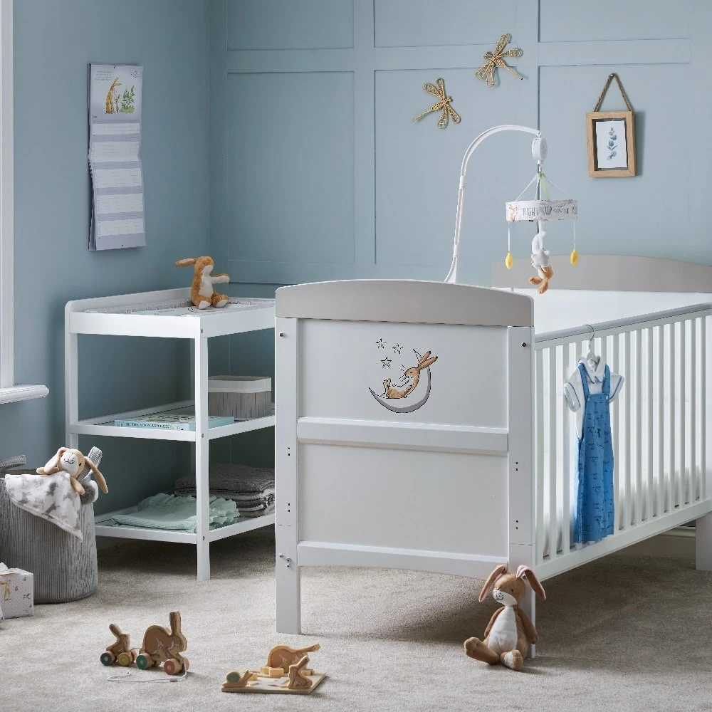 Obaby Grace GUESS To The Moon And Back Cot Bed 2 Obaby Grace GUESS To The Moon And Back Cot Bed - Image 2