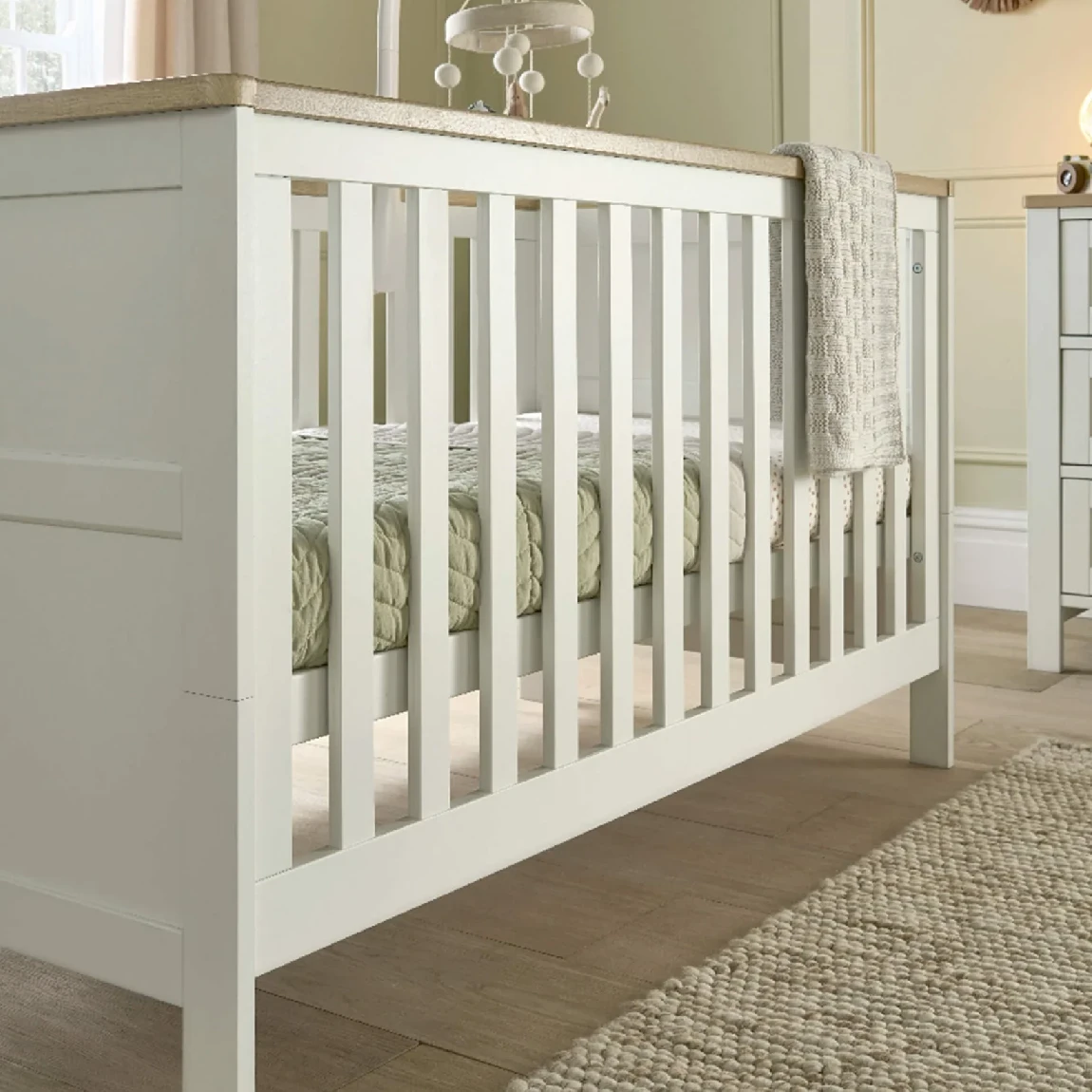 Mamas & Papas Wedmore Cotbed White/Natural 1 Mamas & Papas Wedmore Cotbed White/Natural