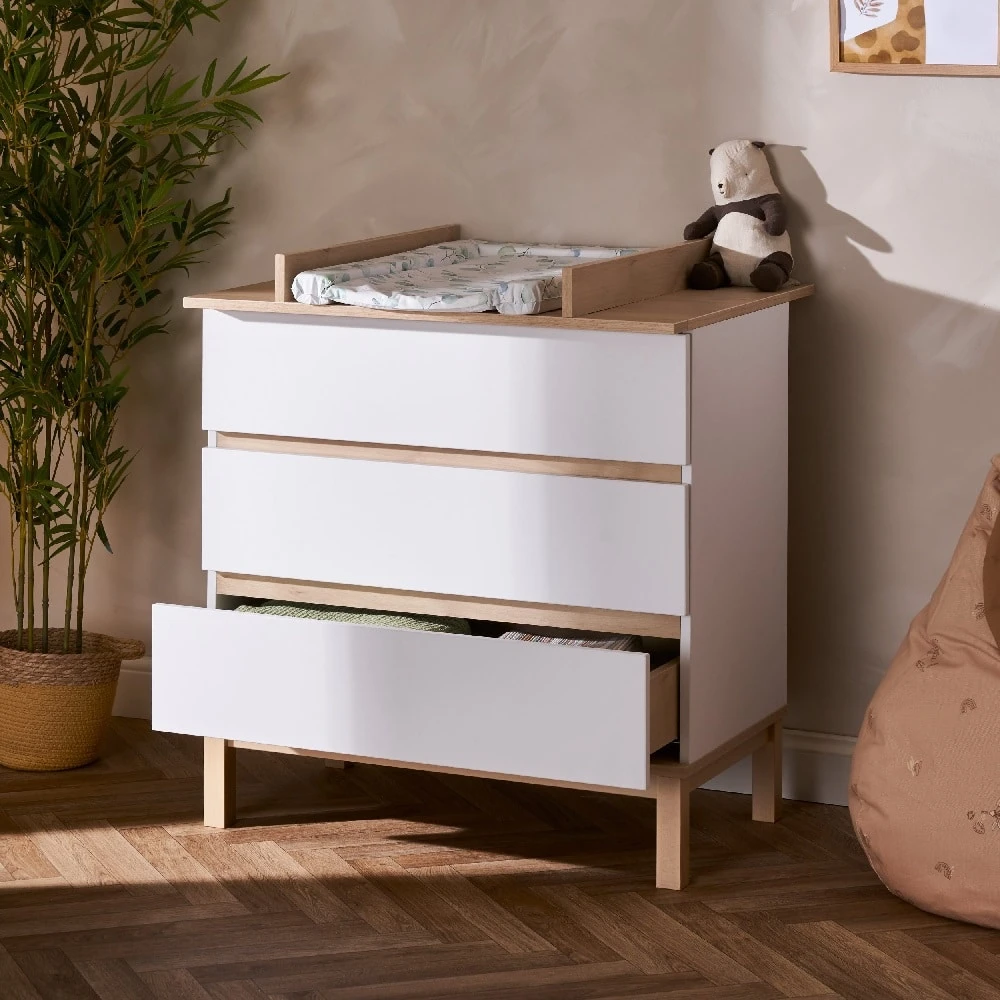 Obaby Astrid 3 Piece Nursery Room Set – White/Oak 11 Obaby Astrid 3 Piece Nursery Room Set – White/Oak - Image 11