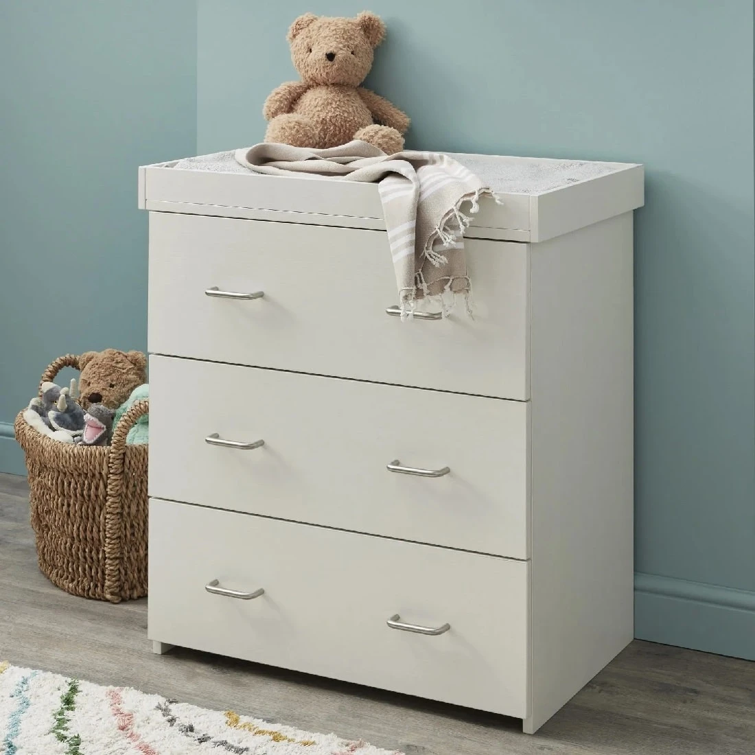 Babymore Caro 2 Piece Nursery Set – White Wash 4 Babymore Caro 2 Piece Nursery Set – White Wash - Image 4