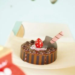 Le Toy Van Chocolate Gateau Cake -Kiddies Kingdom Store kily890