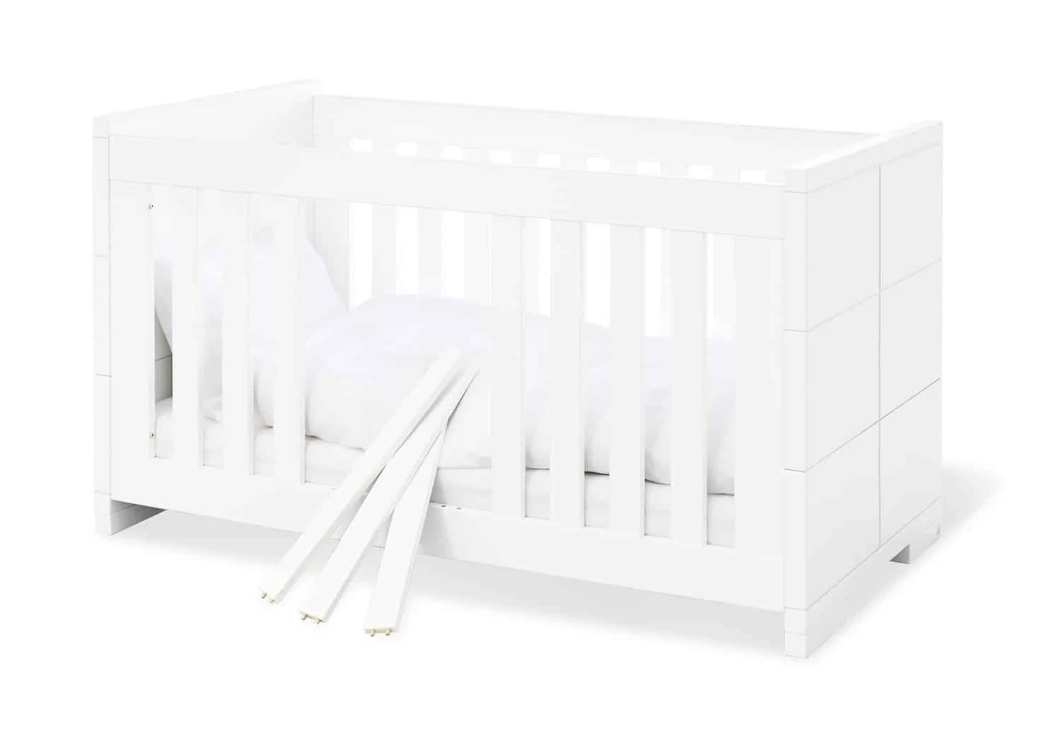 Pinolino Polar 2 Piece Extra Wide Nursery Room Set 4 Pinolino Polar 2 Piece Extra Wide Nursery Room Set - Image 4