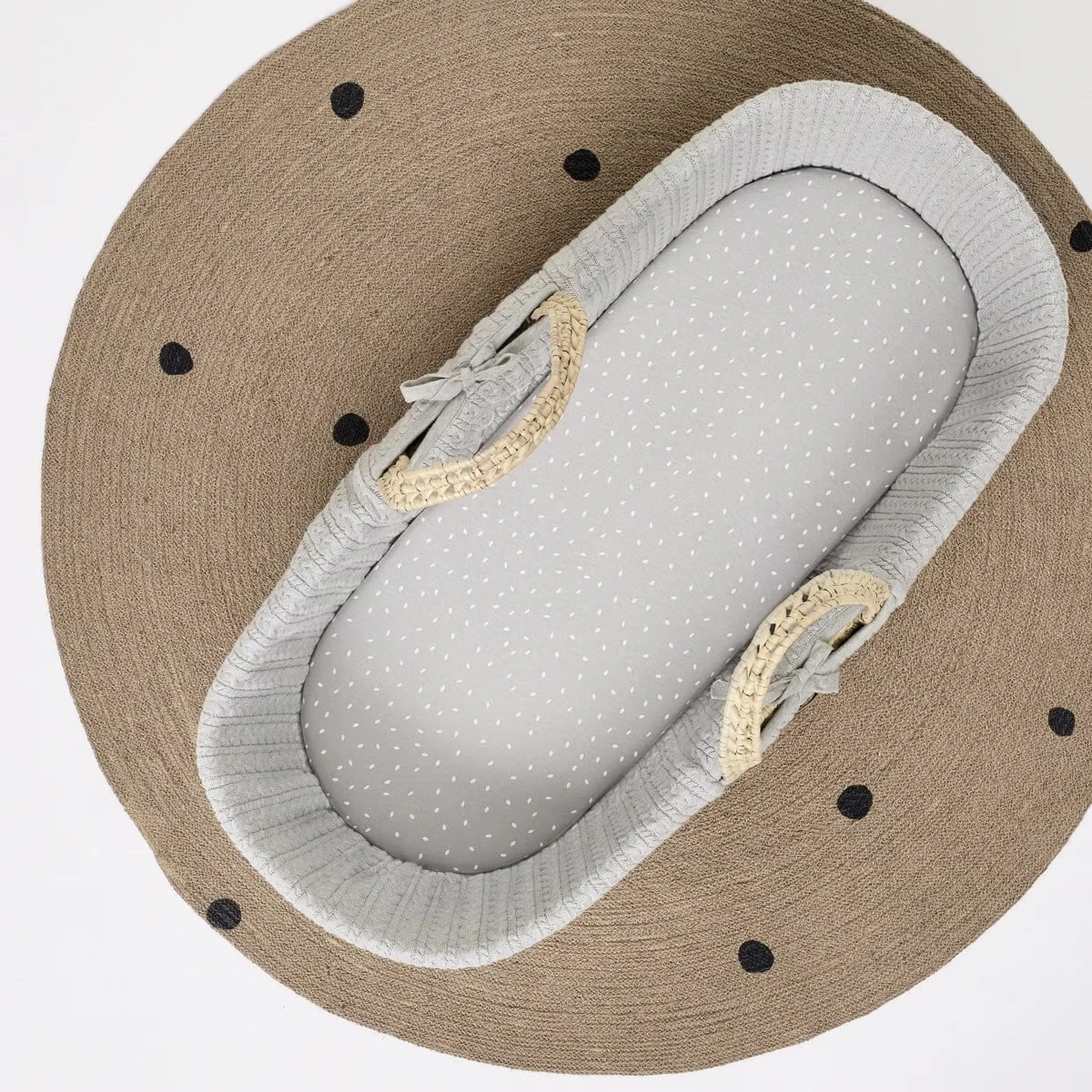 Little Green Sheep Organic Moses Basket Fitted Sheet Printed Dove 2 Little Green Sheep Organic Moses Basket Fitted Sheet Printed Dove - Image 2