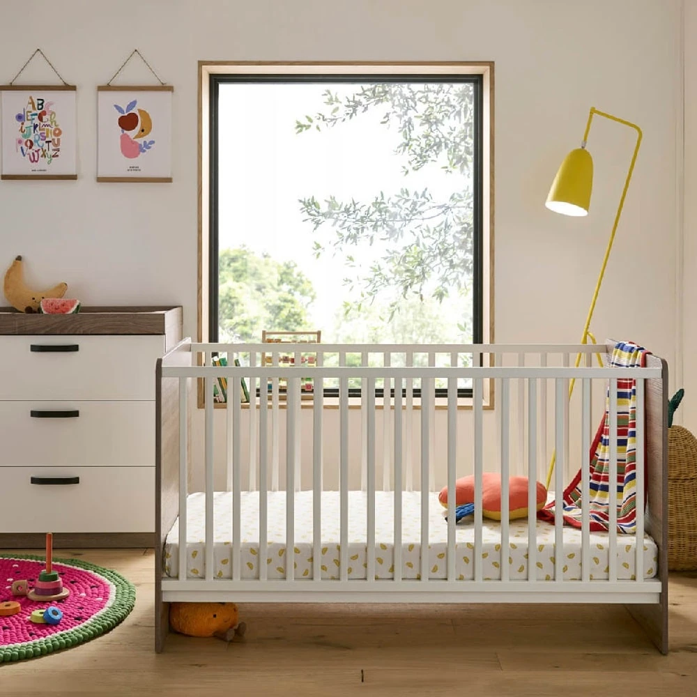 CuddleCo Enzo 3 Piece Nursery Furniture Set – Truffle Oak/White 4 CuddleCo Enzo 3 Piece Nursery Furniture Set – Truffle Oak/White - Image 4