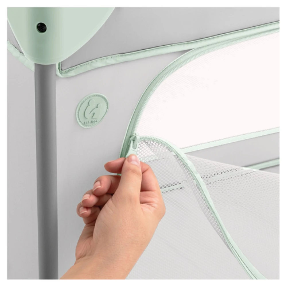 Hauck Dream N Play Plus Mint With Palace Cover 4 Hauck Dream N Play Plus Mint With Palace Cover - Image 4