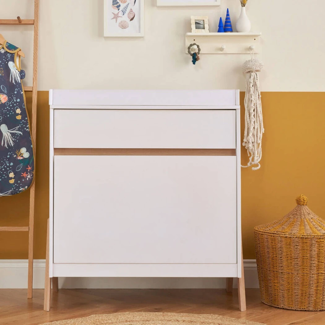 Tutti Bambini Fuori 3 Piece Room Set White & Light Oak 18 Tutti Bambini Fuori 3 Piece Room Set White & Light Oak - Image 18