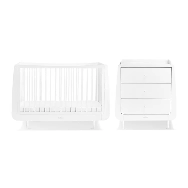 SnuzKot Skandi 2 Piece Nursery Set Bundle – White 1 SnuzKot Skandi 2 Piece Nursery Set Bundle – White