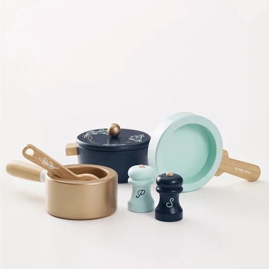 Le Toy Van Pots And Pans 3 Le Toy Van Pots And Pans - Image 3