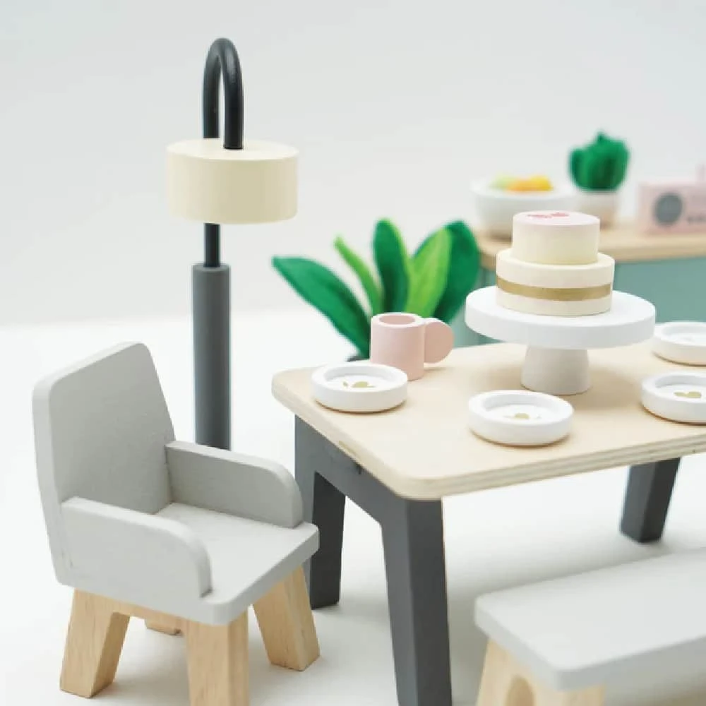 Le Toy Van Doll House Dining Room 3 Le Toy Van Doll House Dining Room - Image 3