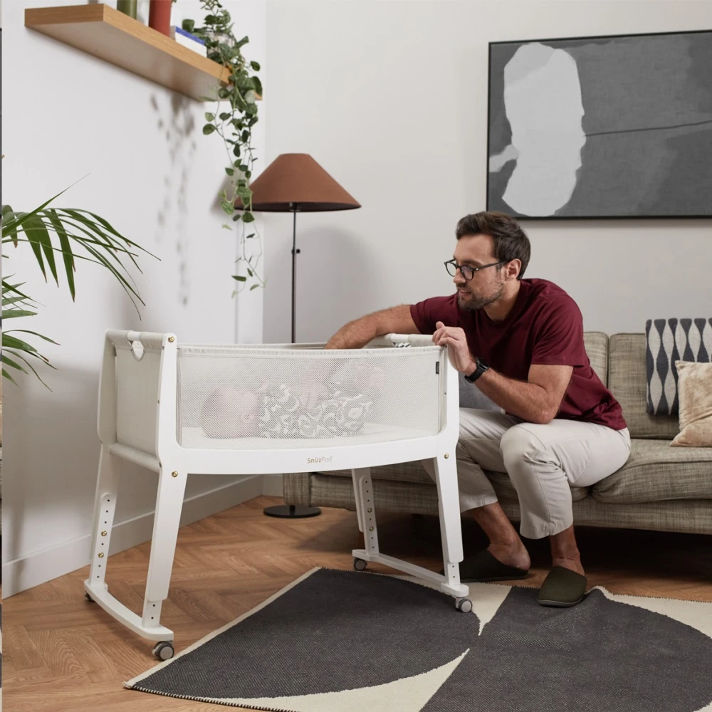 SnuzPod Studio Bedside Crib Bundle – Paris White 8 SnuzPod Studio Bedside Crib Bundle – Paris White - Image 8