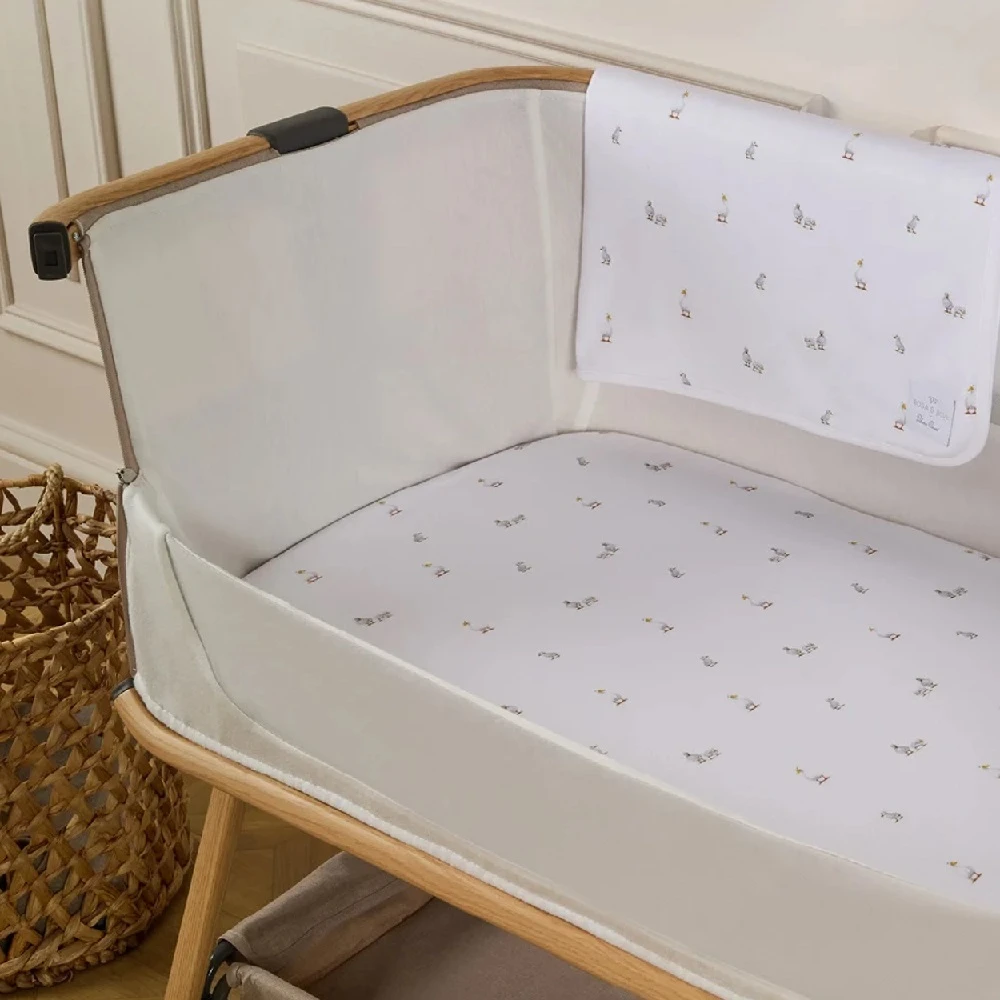 Silver Cross Rosa And Blue New Arrival Crib Bedding Set – Duckling Print 3 Silver Cross Rosa And Blue New Arrival Crib Bedding Set – Duckling Print - Image 3