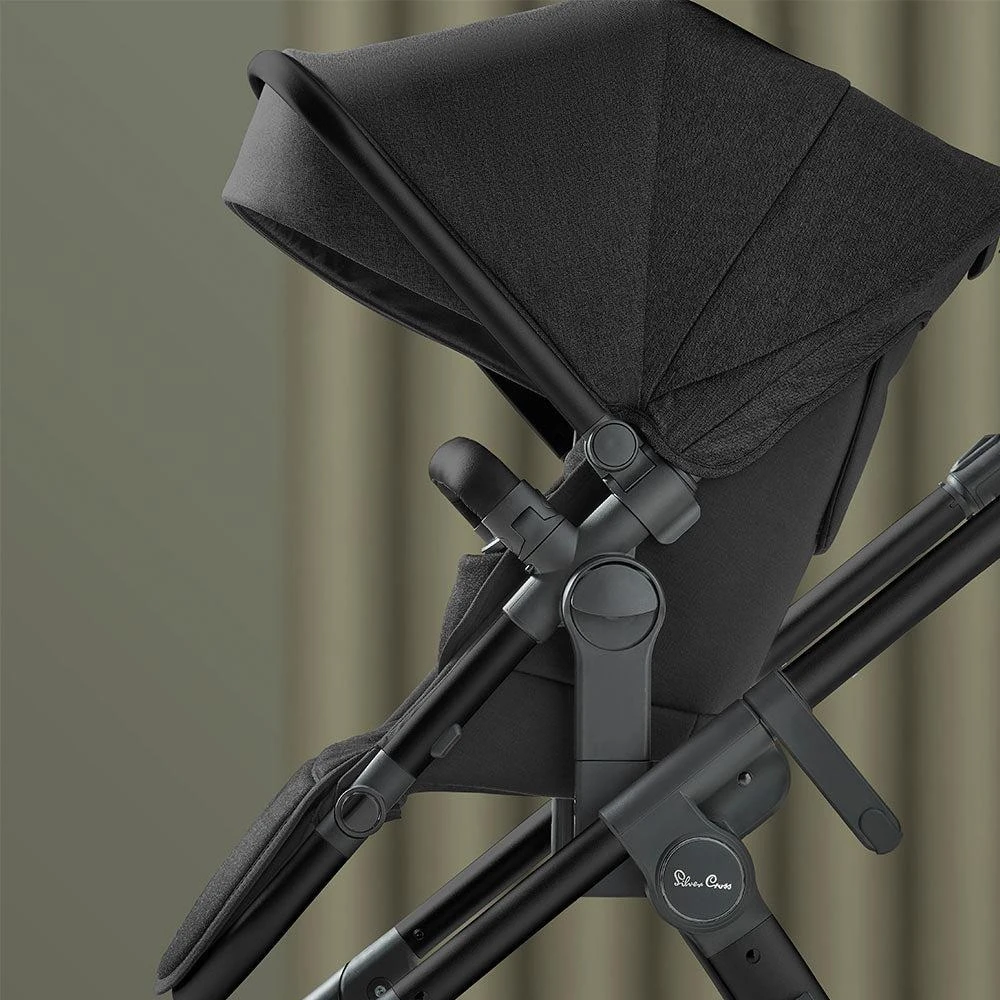 Silver Cross Wave Onyx Travel System Ultimate Bundle 10 Silver Cross Wave Onyx Travel System Ultimate Bundle - Image 10