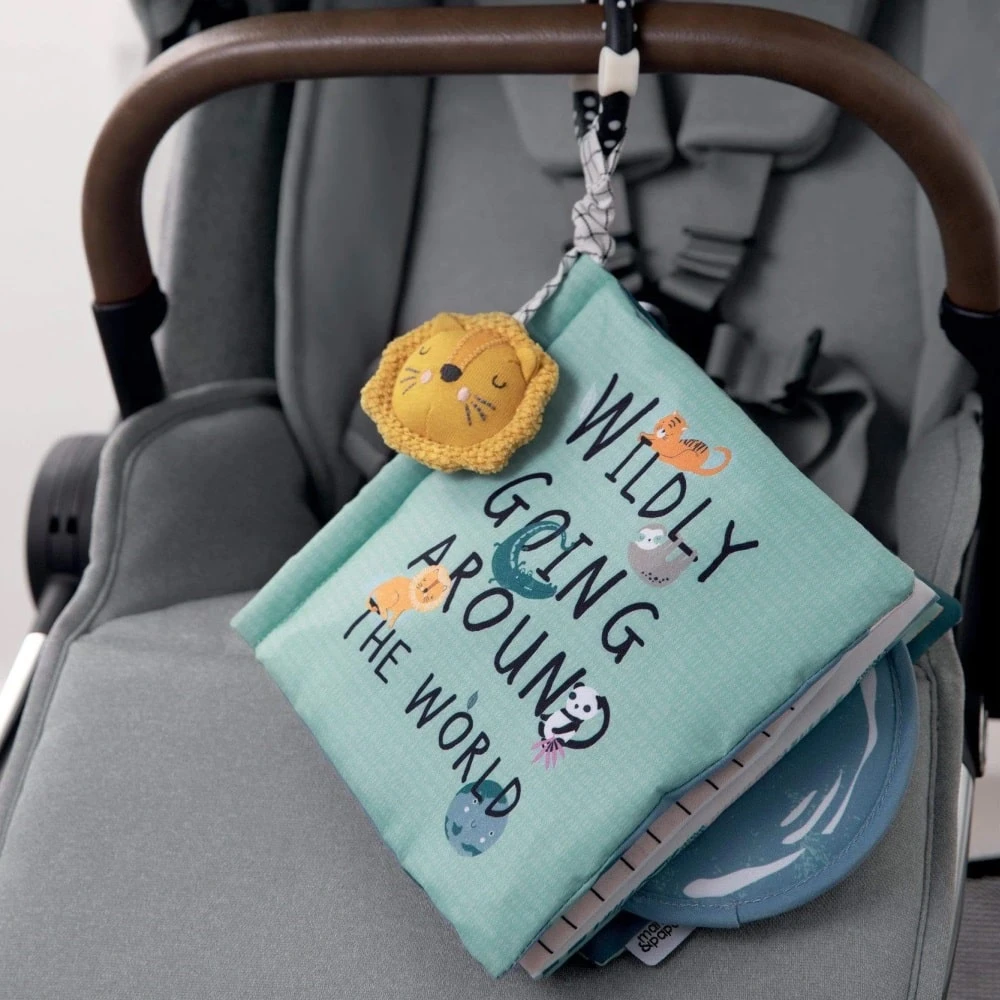 Mamas & Papas Wildly Adventures Activity Book & Toy 2 Mamas & Papas Wildly Adventures Activity Book & Toy - Image 2