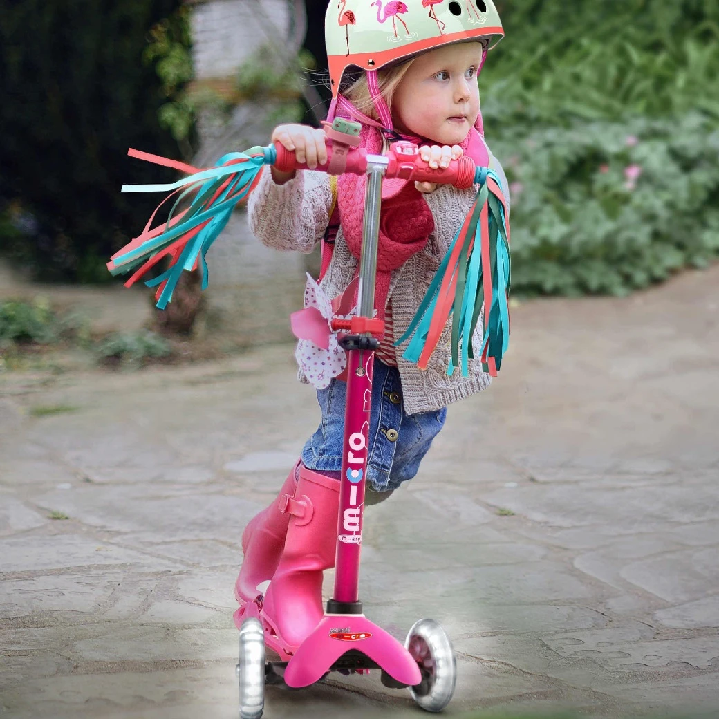 Mini Micro Scooter Light Up Wheels – Pink 5 Mini Micro Scooter Light Up Wheels – Pink - Image 5