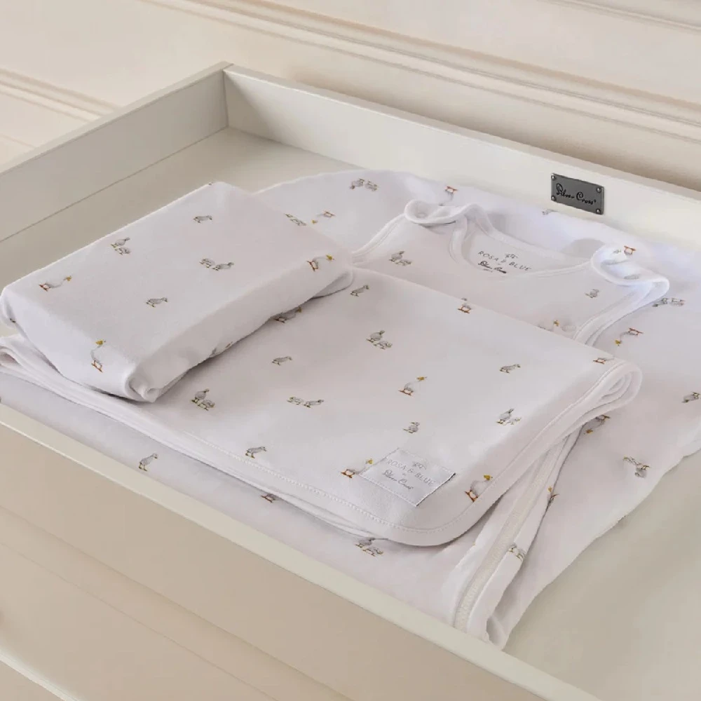 Silver Cross Rosa And Blue New Arrival Crib Bedding Set – Duckling Print 8 Silver Cross Rosa And Blue New Arrival Crib Bedding Set – Duckling Print - Image 8