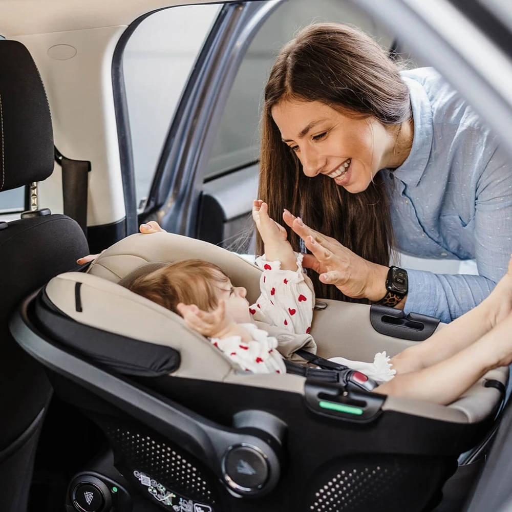 Venicci Upline 2 Travel System Black 12 Venicci Upline 2 Travel System Black - Image 12