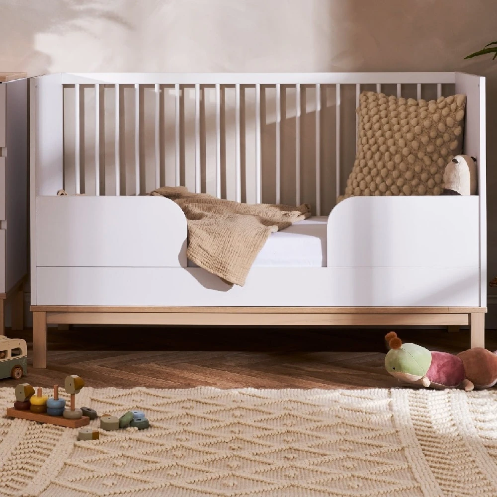 Obaby Astrid Cot Bed – White/Oak 5 Obaby Astrid Cot Bed – White/Oak - Image 5