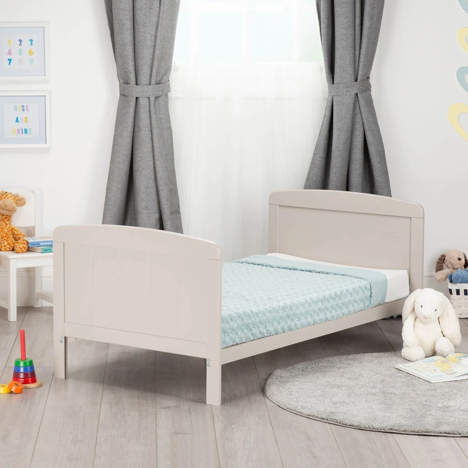CuddleCo Juliet Cot Bed Grey 2 CuddleCo Juliet Cot Bed Grey - Image 2
